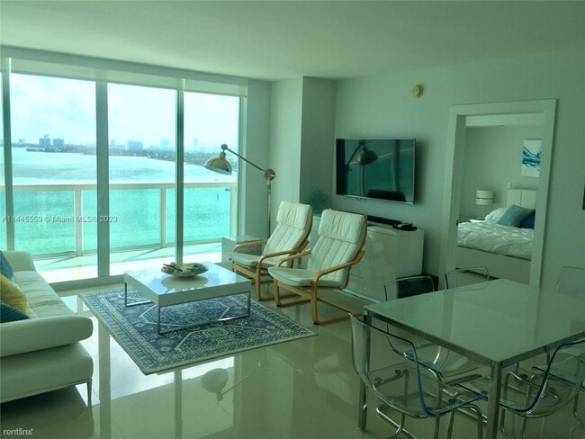 Photo - 2 br, 2 bath Condo - 1800 N Bayshore Dr Ap... Unidad Apt 1807