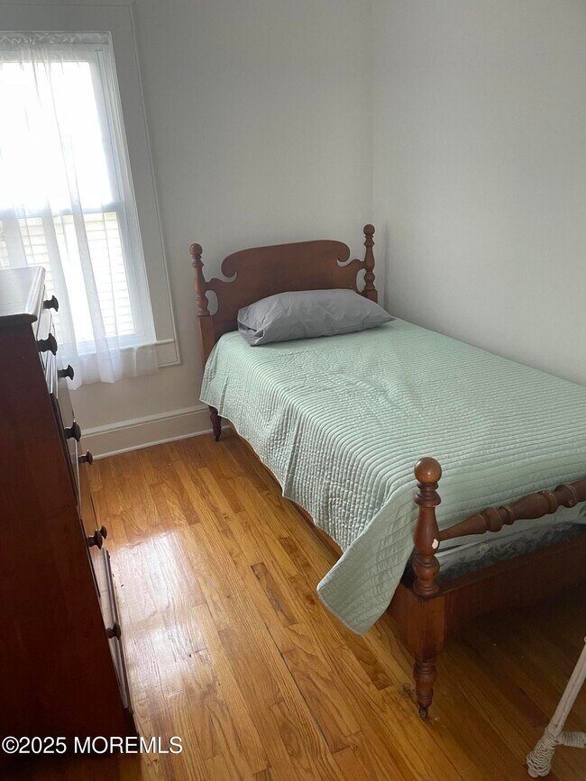 Photo - 411 Fifth Ave