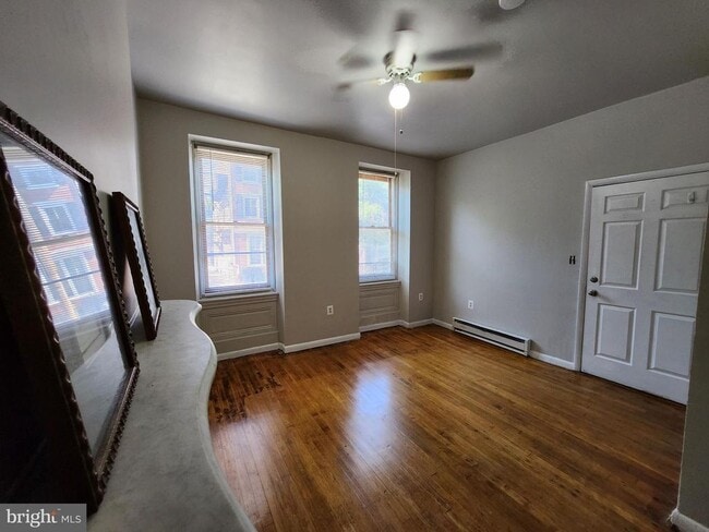 Photo - 403 W 6th St Unit 1