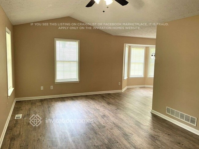 Photo - 45 Lady Morgan Ln