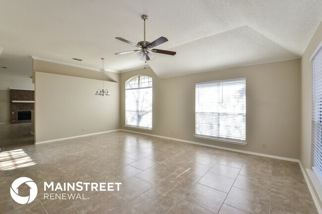 Photo - 10743 Mustang Ridge