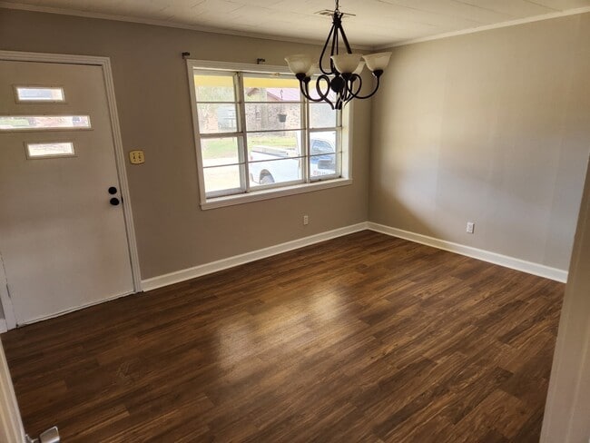 Photo - 804 Kimberley Dr