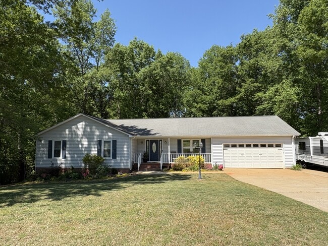 Building Photo - 321 N Valley View Dr