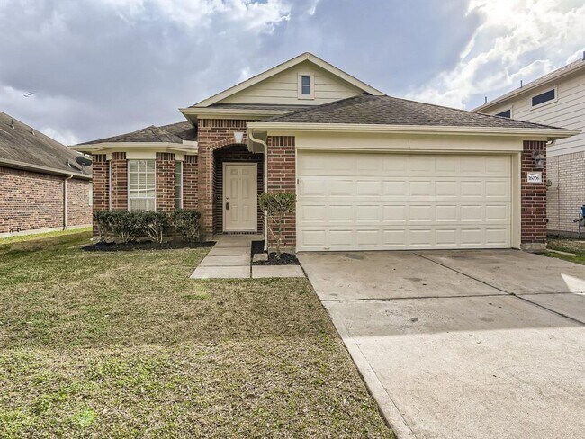 Photo - 16006 Hidden Crest Dr House