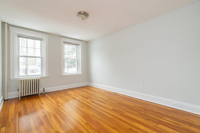 Photo - 276 Chestnut Hill Ave Unidad 5