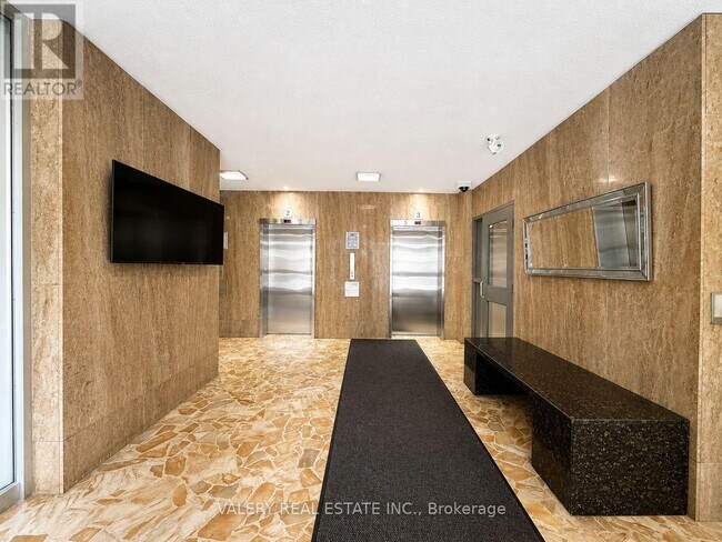 Photo - 70 Park St E Unit 1006