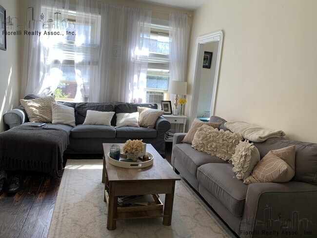 Photo - 17 Tileston St Apartments Unit 3