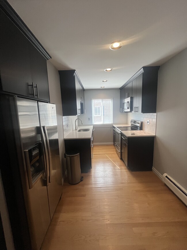 1715 E 14 Mile Rd Unit A