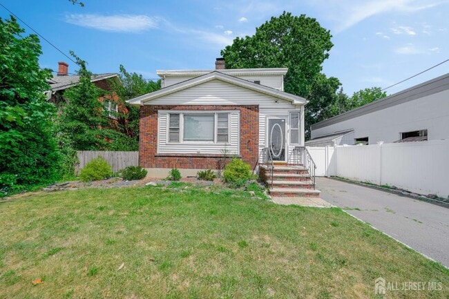 Building Photo - 1144 Amboy Ave Rental