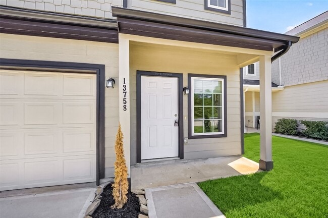 Photo - 13758 Goldeye Dr