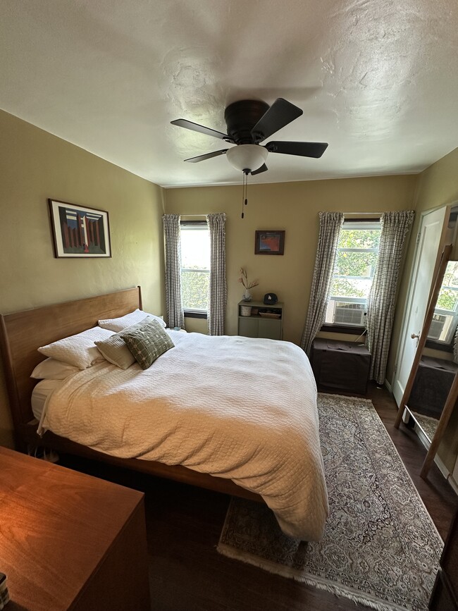 Photo - 3013 Glenhurst Ave