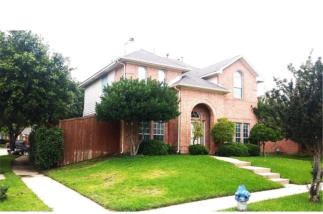 Photo - 1717 Arbor Creek Dr House