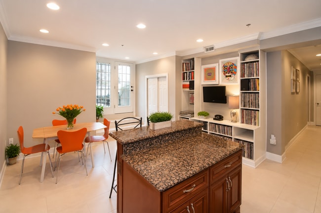 Photo - 1126 Columbia Rd NW