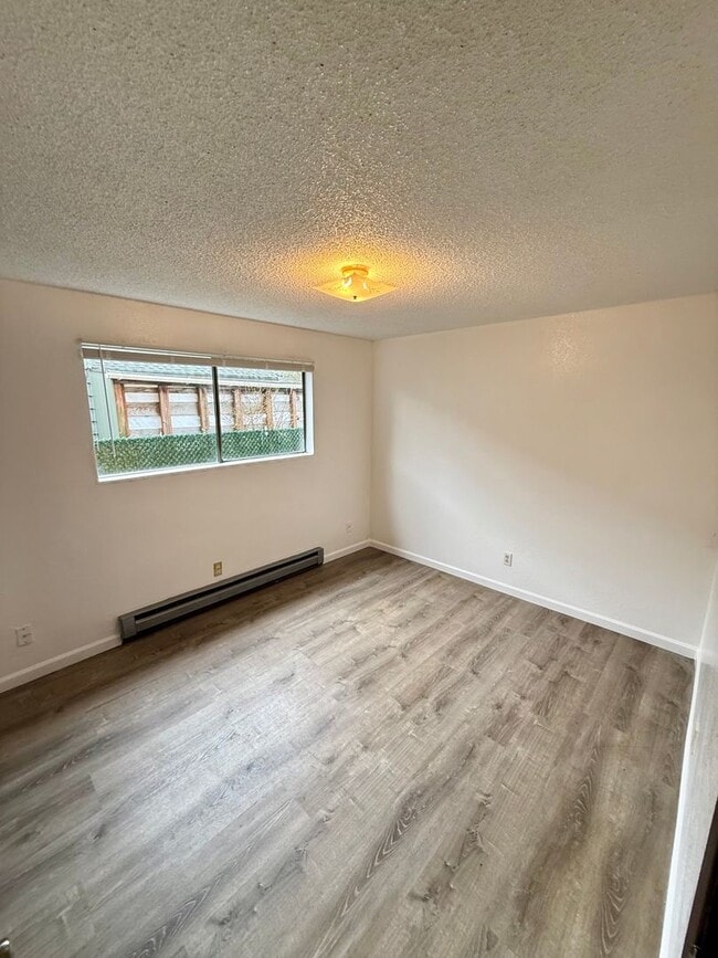 2211 Sumner Ave Unit 2
