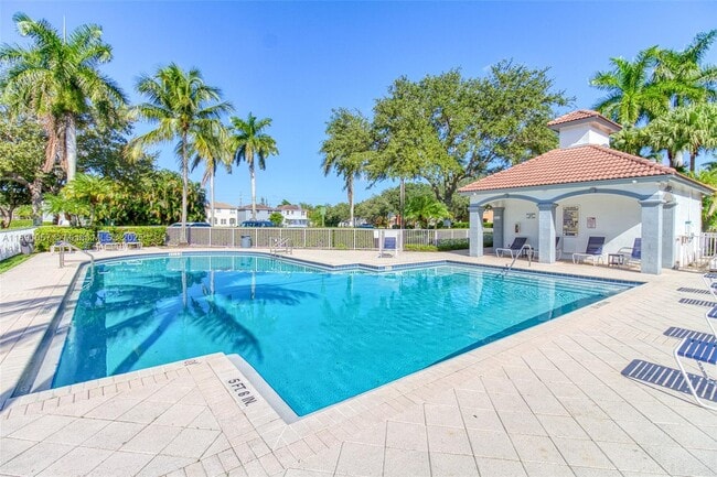 Building Photo - 3810 SW 51st St