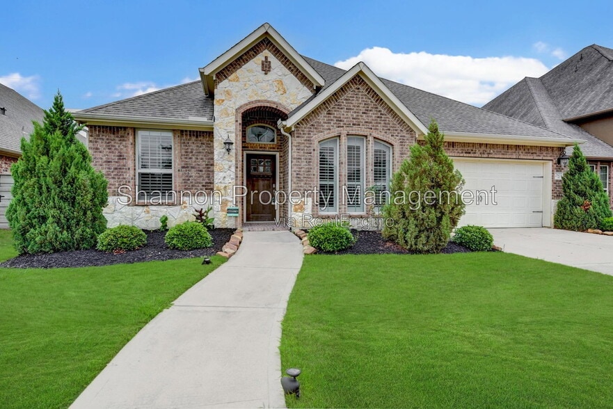 2603 Deerwood Heights Ln