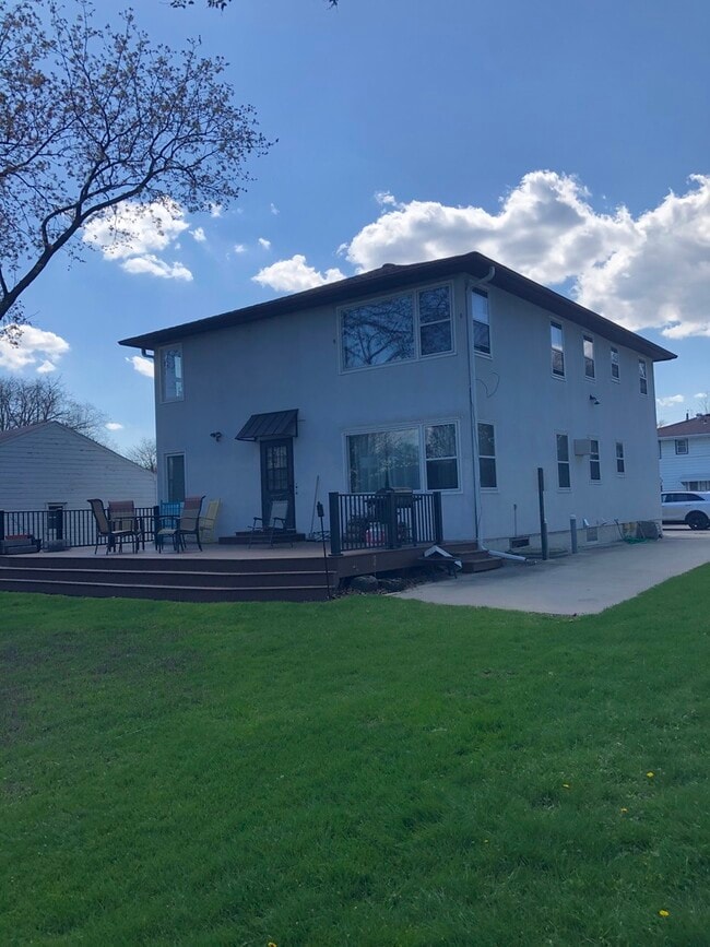 Photo - 864 9th Ave SE Unidad 1