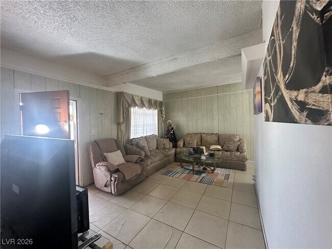 Photo - 2300 Pardee Pl