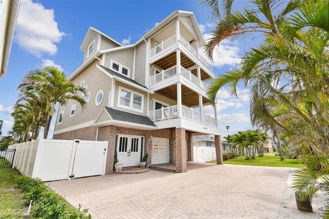 Building Photo - 16033 Gulf Blvd Rental