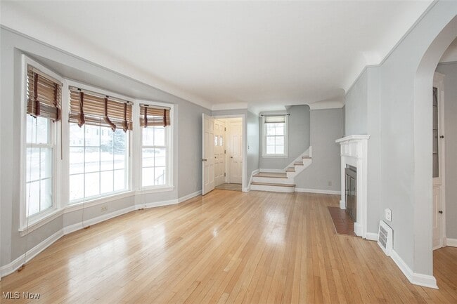 Photo - 1718 Maywood Rd