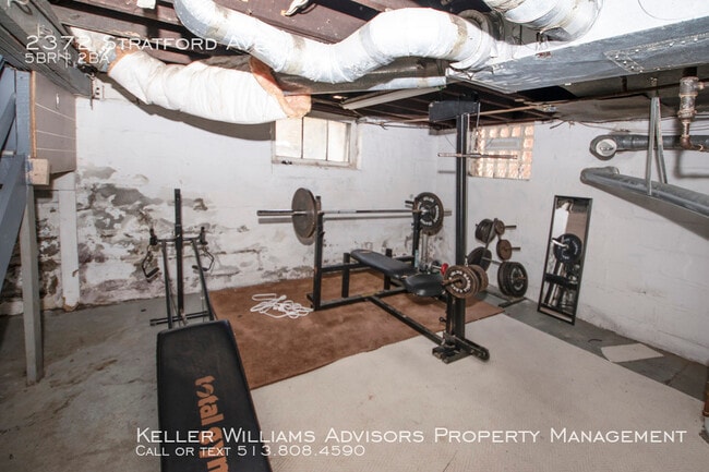 Photo - 2372 Stratford Ave