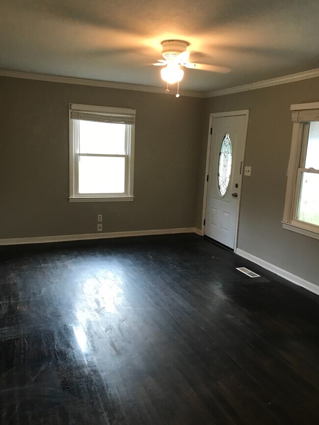 Photo - LARGE 3 bedroom + flex room,  2 bath home!!!