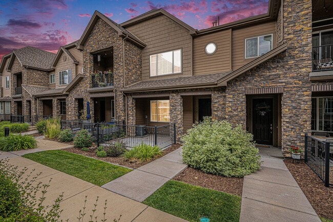 Stunningly Updated 3-Bedroom, 2-Bathroom T... - Stunningly Updated 3-Bedroom, 2-Bathroom T... Casa