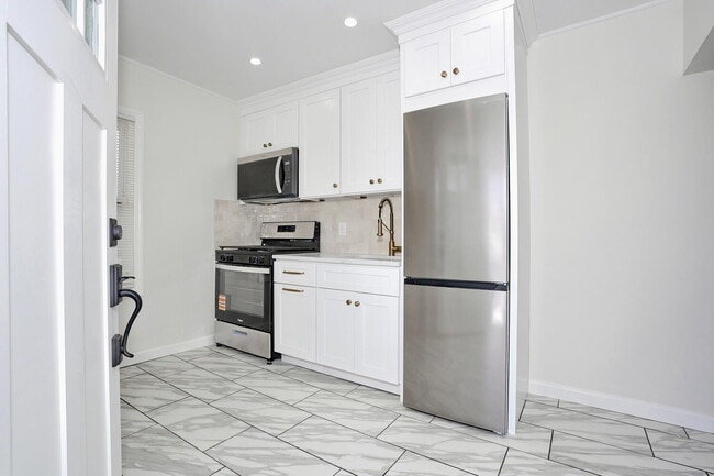 Photo - 31 Rea Ave Unit 31 Rea Ave