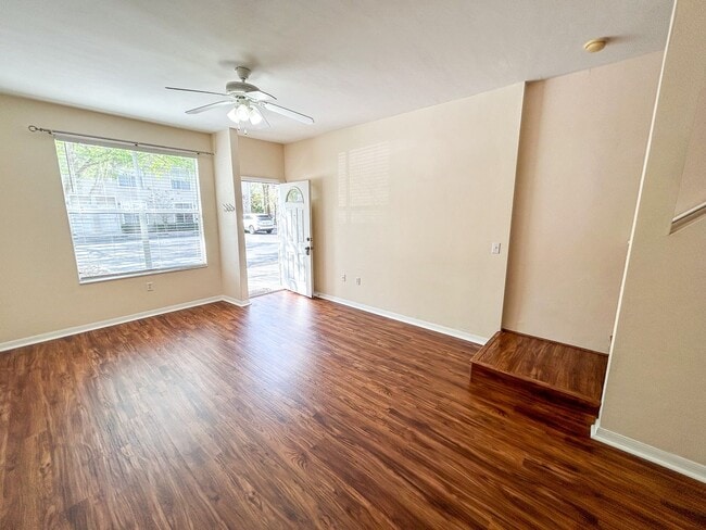 Photo - Kensington South #304