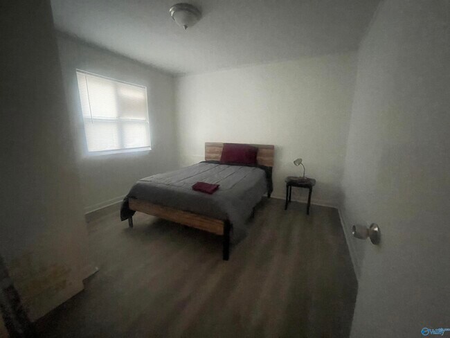 Photo - 3905 Barclay Ave SW Unit 1
