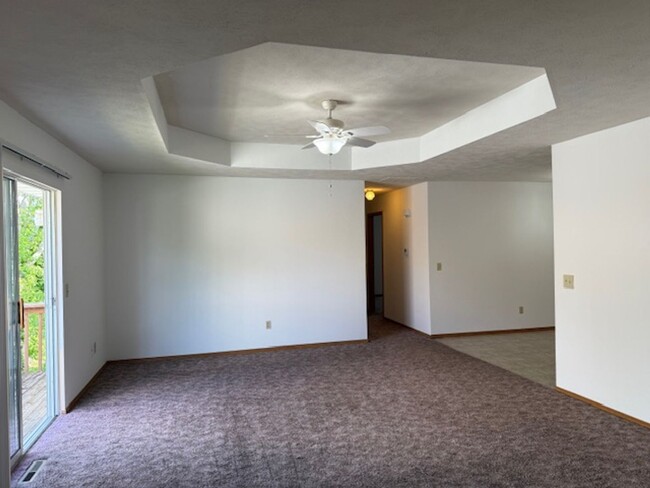 Duplex in Nixa! - Duplex in Nixa! House