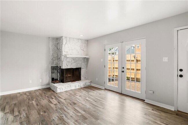 Photo - 6505 Cedar Bend Ct Unit B