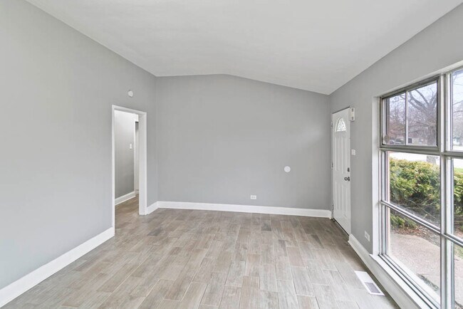 Photo - 1531 Freeland Ave