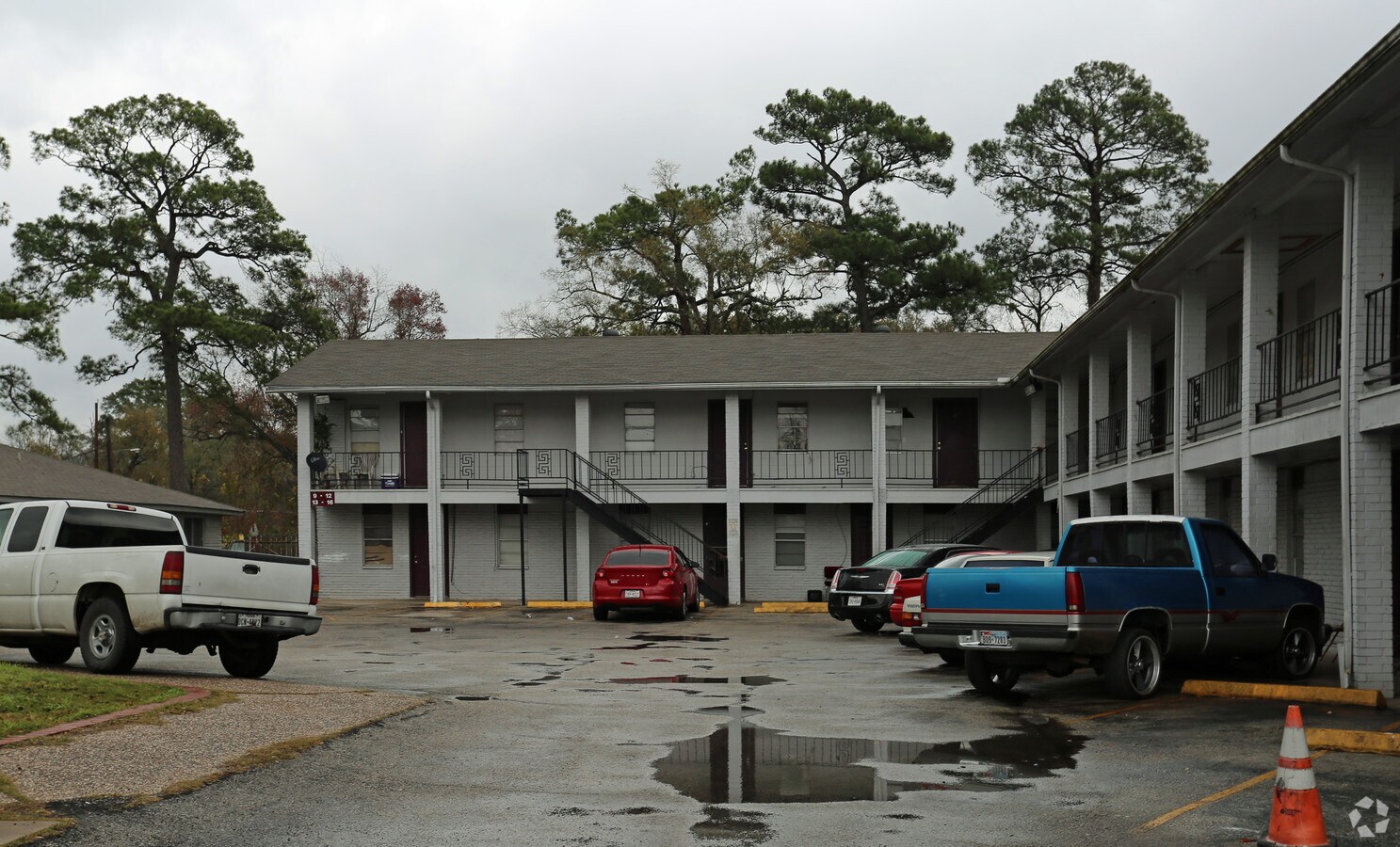 Parking Area - Tronewood Apartments