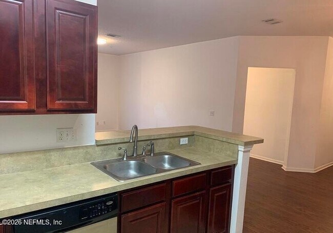 Photo - 3631 Kirkpatrick Cir Unit 6