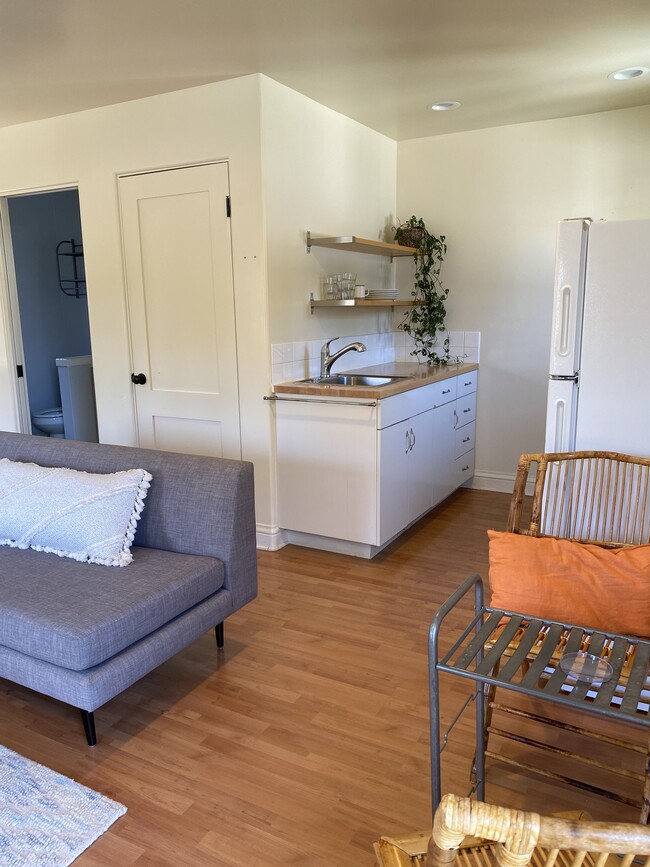 Photo - 12254 Darlington Ave