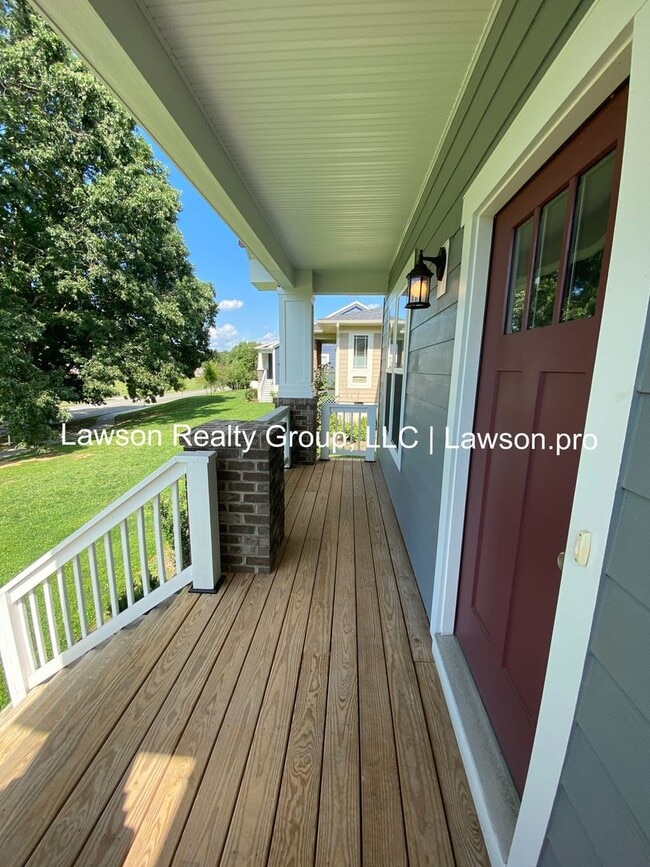 Photo - Craftsman Style One Level Living in Southw...