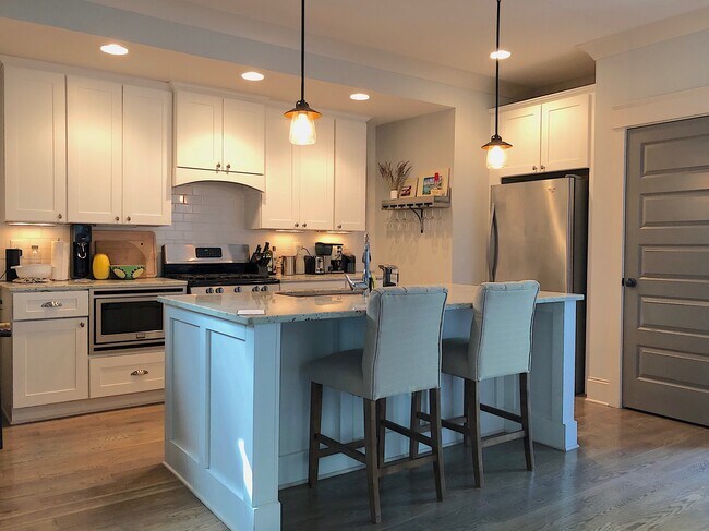 Photo - 313 S 17th St