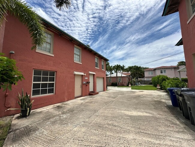 Photo - 227 Foresteria Dr Apartment Unit A
