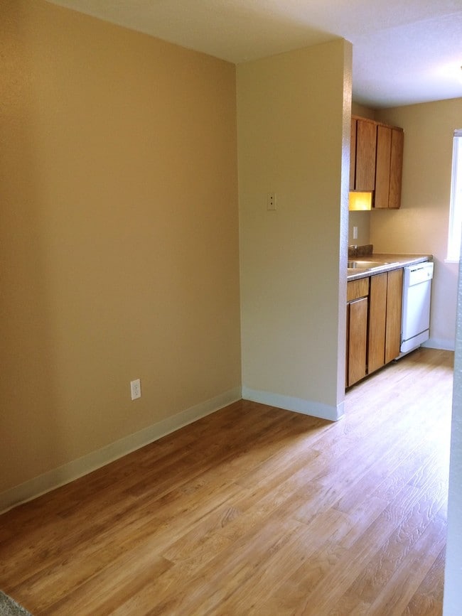 Photo - Avaire Apartments