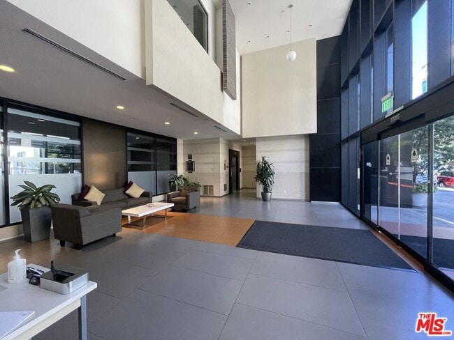 Photo - 1234 Wilshire Blvd Unidad 235