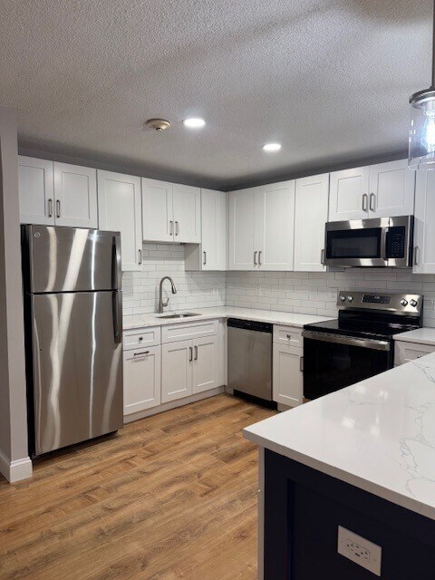 Royale Apartments