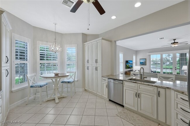 Building Photo - 5012 Maxwell Cir Unit 101