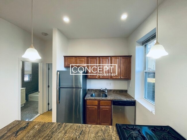 Photo - 40 Newton St