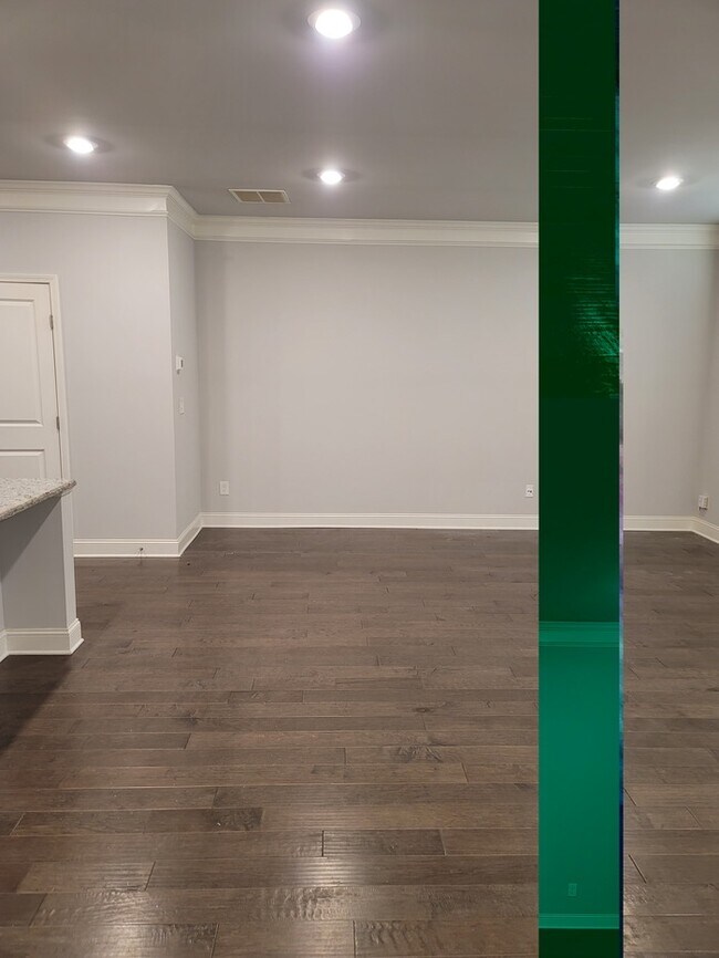 Photo - 3 bedroom townhouse with 2 car garage