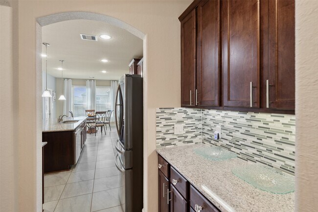 Photo - 4922 Mountain Maple Trl