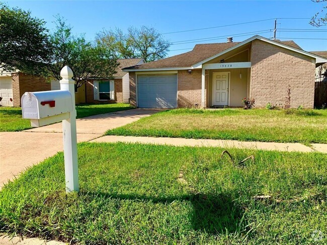 Building Photo - 19430 Cypress Canyon Dr Rental