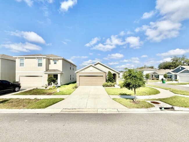 Photo - 5699 Chorleywood Ln