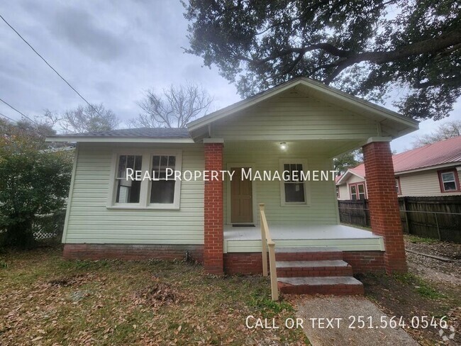 Building Photo - 562 Clarke St Rental