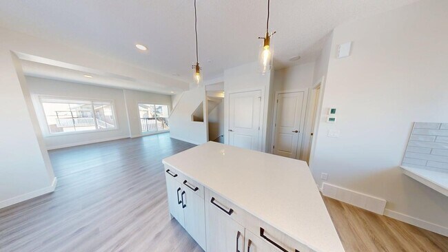 Photo - 3640-139 139 Ave NW Unité 73 / L